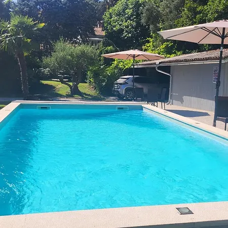 Seaside Homestead Molk With Private Pool Semesterbostad