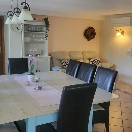 Semesterbostad Seaside Homestead Molk With Private Pool Portorož