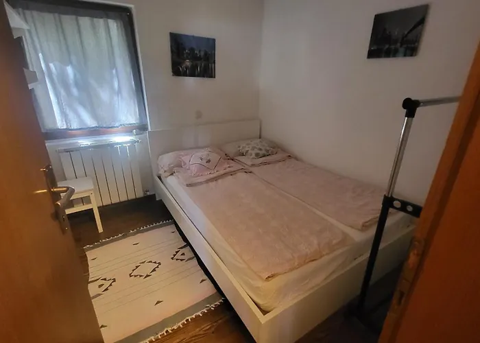 Seaside Homestead Molk With Private Pool 펜션 포르토로즈